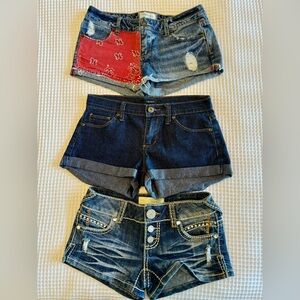 Forever 21 and Almost Famous Denim Shorts Set Size 0